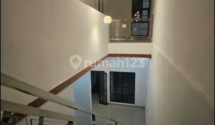 Dijual Rumah Bangunan Baru Tingkat 2 Lantai Siap Pakai Daerah Pedurungan, Semarang 2