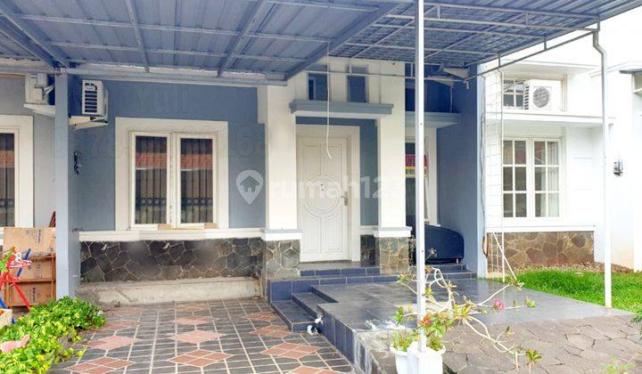 Rumah Bagus Siap Pakai di Perumahan Graha Padma, Semarang 1