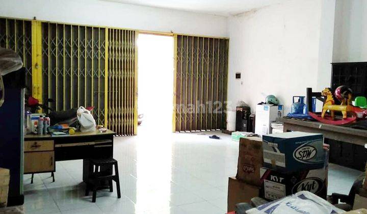 Hot Deal Dijual Cepat Rumah dan Ruko tingkat 2 lantai siap pakai posisi pinggir jalan raya Ngaliyan 2