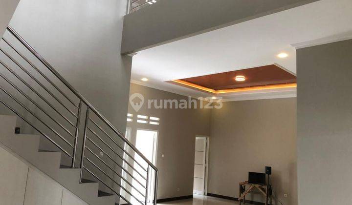 Dijual Cepat 2 Unit Rumah Bangunan Baru Tingkat 2 Lantai Siap Pakai 2