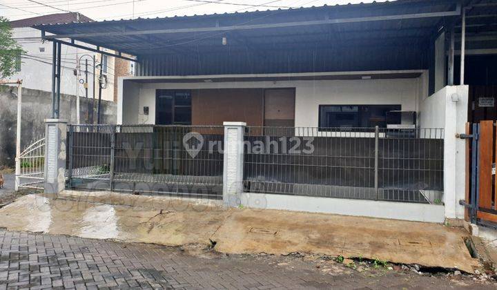 Dijual Rumah Bagus Posisi Hook Siap Pakai di Daerah Sidodadi, Semarang 1