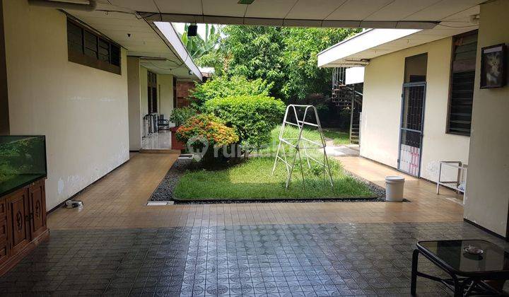 Dijual Rumah Siap Pakai Pinggir Jalan Raya Dr.Cipto, Semarang 1