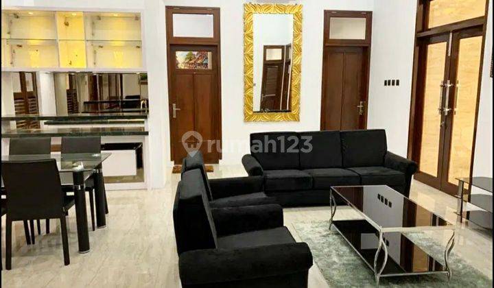 Dijual Rumah Bagus Mewah Full Furnished Siap Pakai di Perumahan Bukit Sari Semarang 1