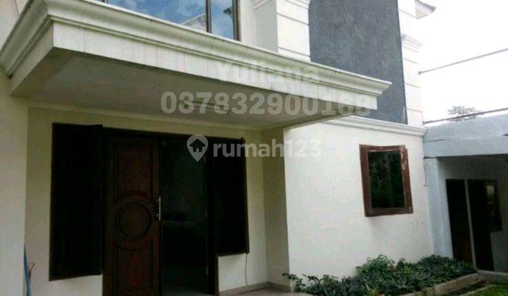 Dijual Rumah Mewah Tingkat 2 Lantai Siap Pakai Di Daerah Gajah Mungkur, Semarang 1