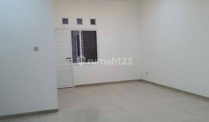 Dijual Rumah Full Renovasi Siap Pakai Posisi Hook Di Perumahan Gardenia, Semarang 1