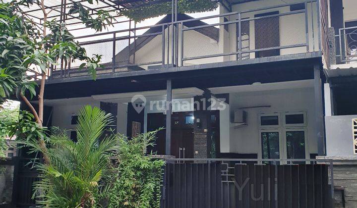 Dijual Rumah Bagus Tingkat 2 Lantai siap pakai di Perumahan Graha Padma, Semarang 1