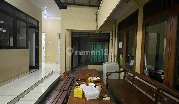 Dijual Rumah Tengah Kota Pinggir Jalan Siap Pakai Daerah Pleburan, Semarang 1