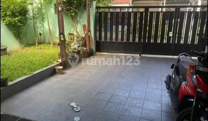 Fast Sale Ready-to-Use House in Sendangmulyo Tembalang, Semarang 2