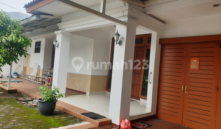 Dijual Rumah Bagus Tingkat 1,5 Lantai Siap Pakai Daerah Sidodadi, Semarang 1