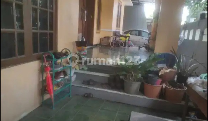 Dijual Rumah Daerah Perumahan Tlogosari, Semarang 2