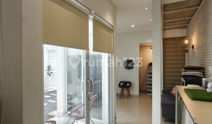 Dijual Rumah Bagus Tingkat 2 Lantai Siap Pakai di Perumahan Daerah Jangli, Semarang 2