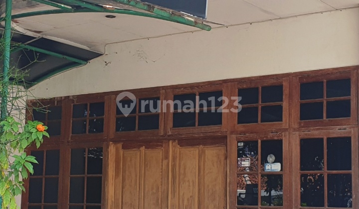 Dijual Rumah Tingkat 2 Lantai Pinggir Jalan Raya Daerah Wonodri , Semarang Selatan 2