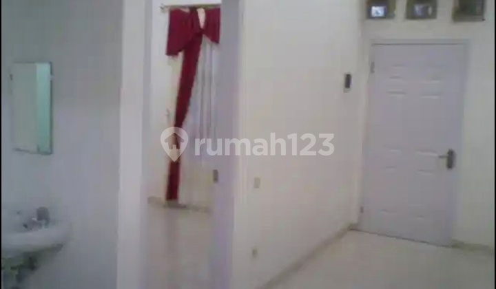 Dijual Rumah Siap Pakai Di Perumahan Greenwood, Semarang 2