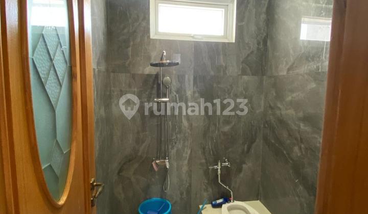 Dijual Rumah Tingkat 2 Lantai di Perumahan Daerah Mijen, Semarang 2