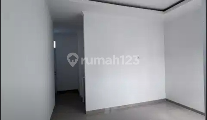 For Quick Sale: Nice 2-Story House Ready to Use in Ngaliyan Housing Area, Semarang 2