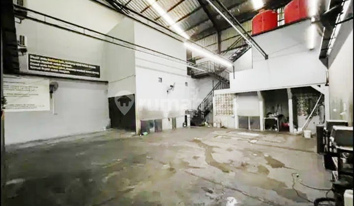 Dijual Ruang Usaha Di Tanah Mas, Semarang 2