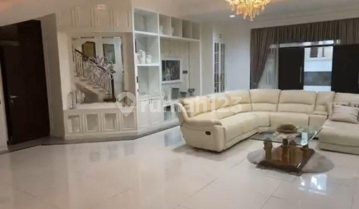 Dijual Rumah Bagus Mewah Tingkat 2 Lantai Furnished Di Bukit Sari, Semarang 2