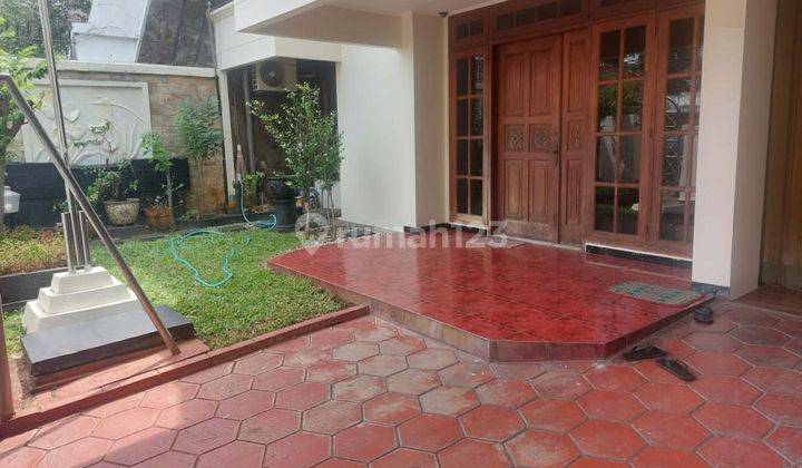 Dijual Rumah Tingkat 2 Lantai Tengah Kota, Semarang 1