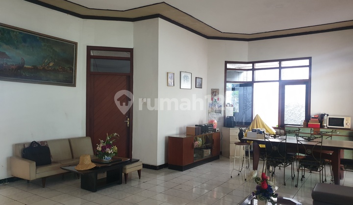 Dijual Rumah Tengah Kota Daerah Brumbungan, Semarang 2