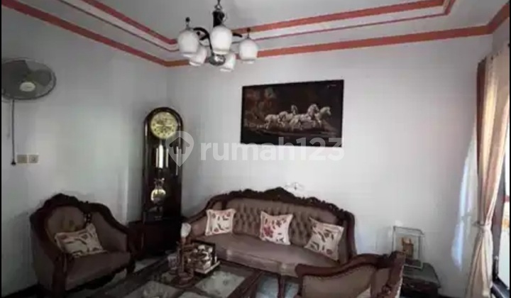 For Sale 1.5-Story House Ready to Use in Tlogosari Housing Area, Semarang 2