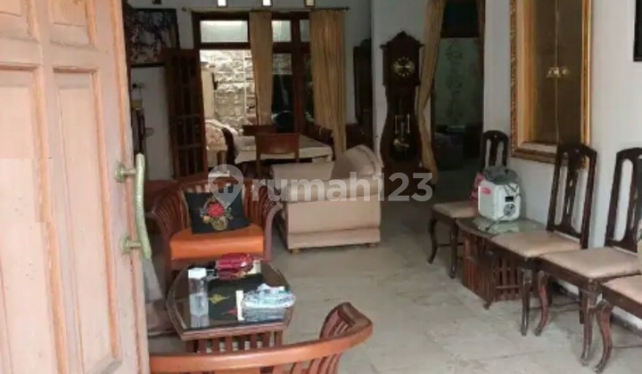 Dijual Rumah Tingkat 1,5 Lantai Tengah Kota, Semarang 2
