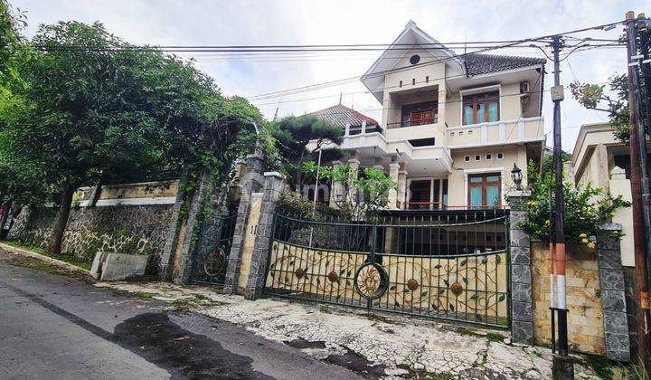 Dijual Rumah Mewah Tingkat 2 Lantai Siap Pakai Posisi Hook Siap Pakai Di Perumahan Bukit Sari, Semarang 2