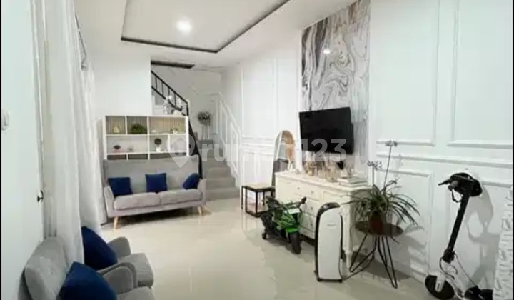 Dijual Rumah Bagus Full Furnished Tingkat 2 Lantai Di Perumahan Tembalang, Semarang 1