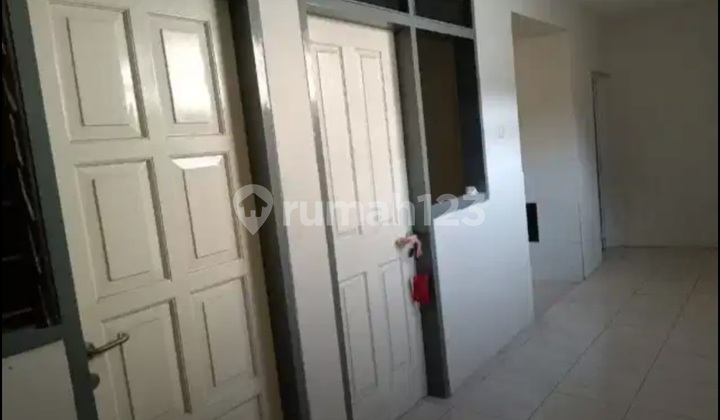 Dijual Cepat Rumah Tingkat 2 Lantai Siap Pakai Daerah Hasanudin Tanah Mas, Semarang 2