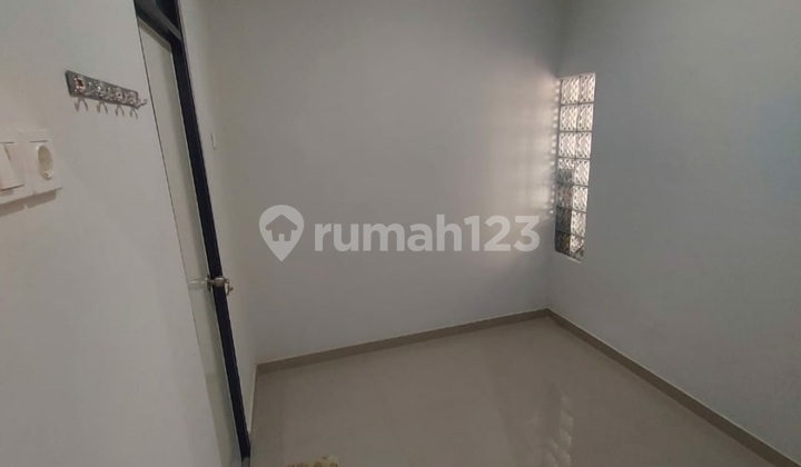 Dijual Rumah Tingkat 1,5 Lantai Siap Pakai Di Tlogosari, Semarang 2
