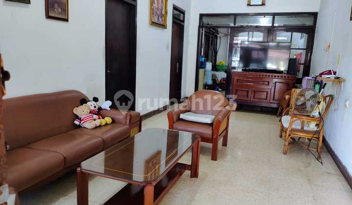 Dijual Rumah Bangunan Lama di Perumahan Hasanudin, Semarang 2