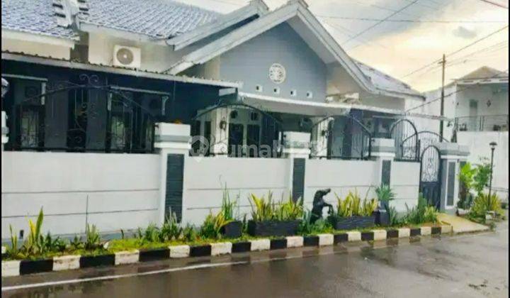 Dijual Rumah Siap Pakai Posisi Hook Daerah Kalibanteng Kulon Semarang 2