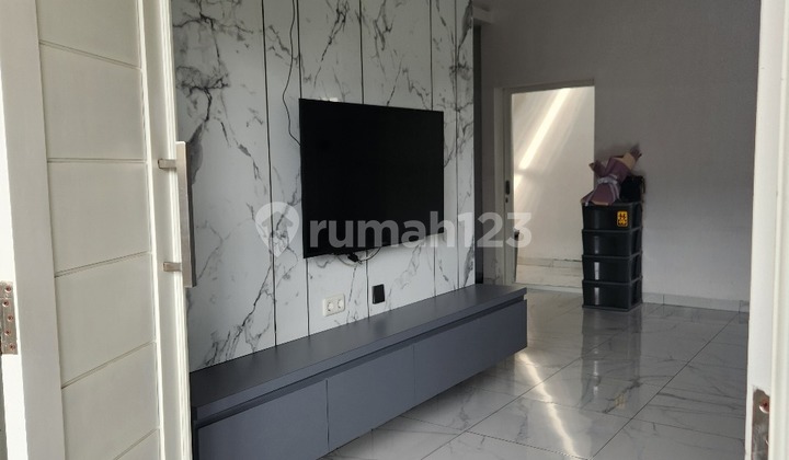 Dijual Rumah Sudah Renovasi Full Furnished Siap Pakai Di Perumahan Tanah Mas, Semarang 2