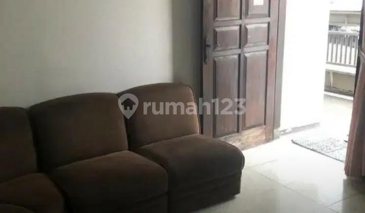Dijual Rumah Tingkat 2 Lantai Tengah Kota Semarang 2