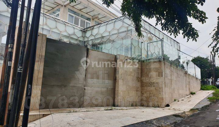 Dijual Rumah Mewah Siap Pakai Tingkat 3 Lantai Di Perumahan Bukit Sari, Semarang 2