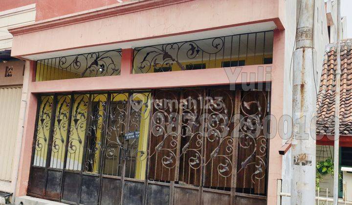 Dijual Rumah Tingkat 1,5 Lantai Siap Pakai Daerah Brumbungan, Semarang 1