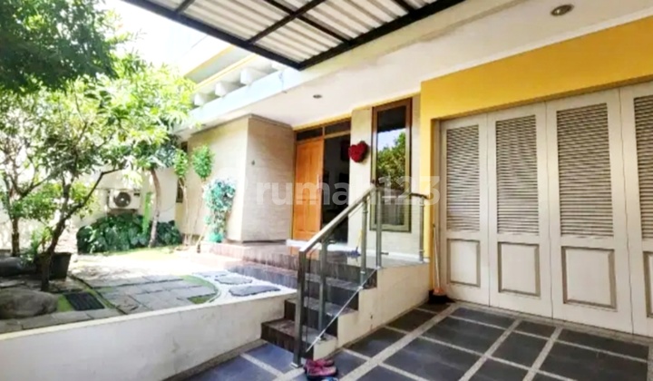 Dijual Rumah Bagus Tingkat 2 Lantai Siap Pakai Tengah Kota Semarang 1