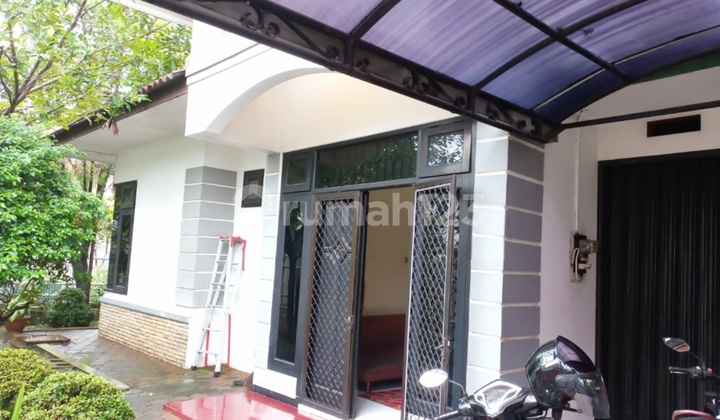 Dijual Rumah Tingkat 1,5 Lantai Posisi Hook Siap Pakai Di Bukit Sari, Semarang 1
