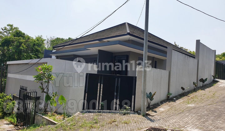 Dijual Rumah Baru Posisi Hook Daerah Gajah Mungkur, Semarang 1