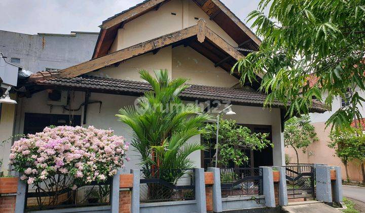 Dijual Rumah Tingkat 2 Lantai Posisi Hook Daerah Lamper Sompok, Semarang 2