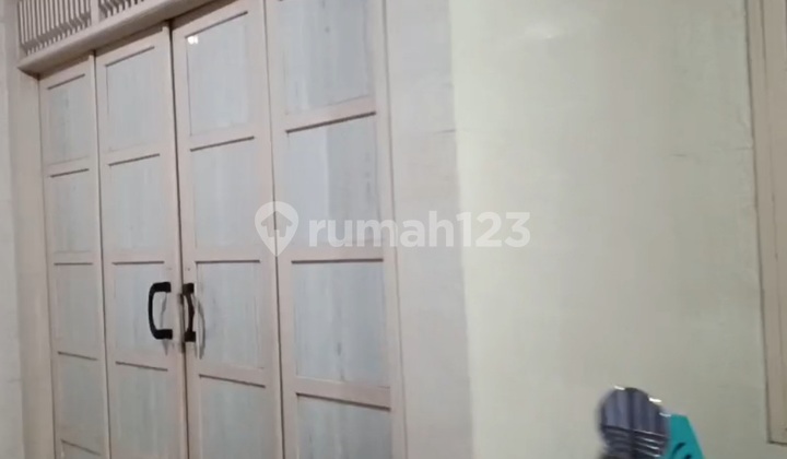 Dijual Rumah + Kost Tingkat 2,5 Lantai Daerah Perumahan Permata Puri Ngaliyan, Semarang 2