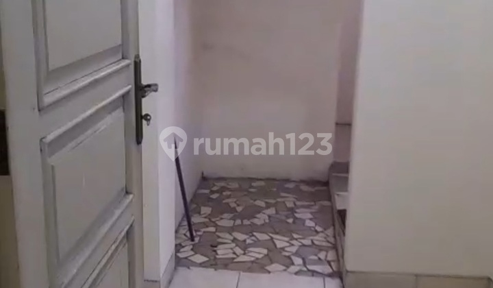 Disewakan Cepat Ruko Tingkat 2 Lantai Daerah Ngaliyan, Semarang 2