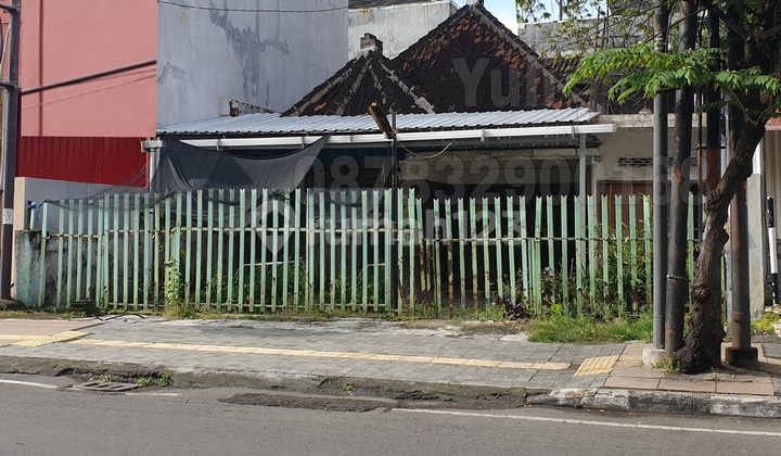 Dijual Rumah Lama Hitung Tanah Tengah Kota Daerah Miroto, Semarang 1