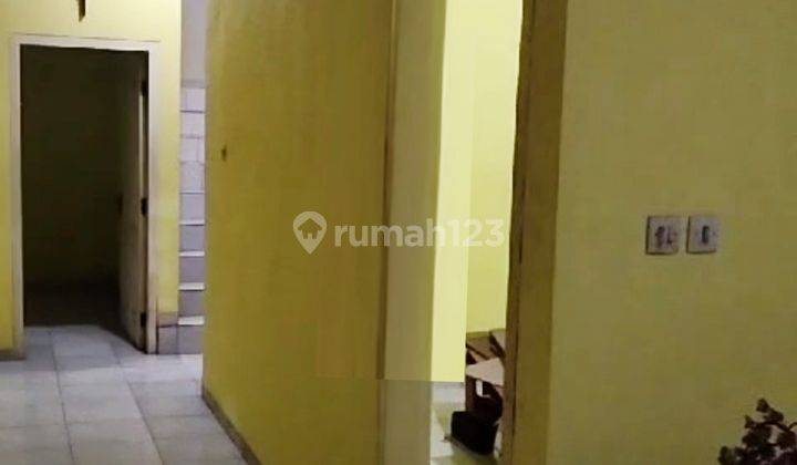 Dijual Rumah Tingkat 1,5 Lantai Siap Pakai Daerah Brumbungan, Semarang 2