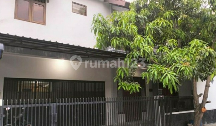 Dijual Rumah + Kost Tingkat 2 Lantai Furnished Dekat Undip Tembalang, Semarang 1