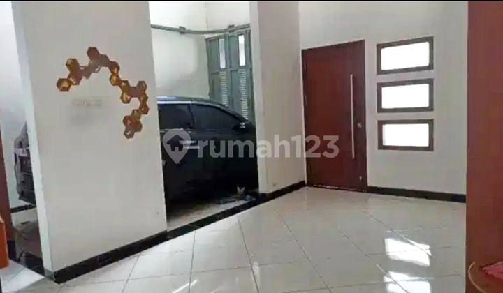 Dijual Cepat Murah Rumah Tingkat 2 Lantai Daerah Kedungmundu, Semarang 2