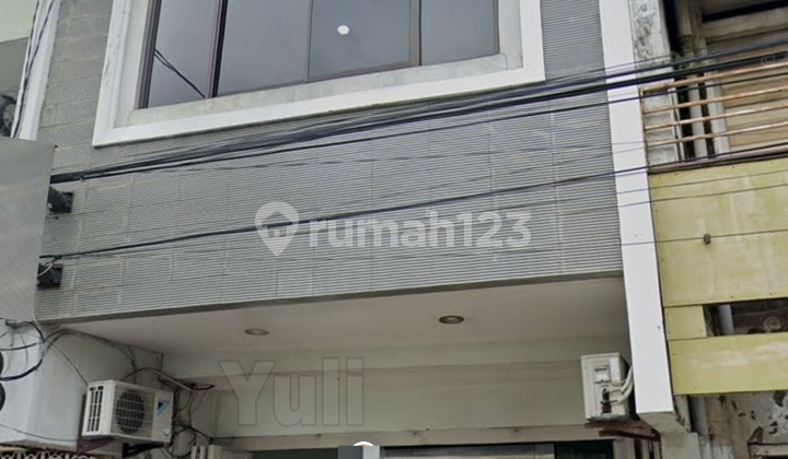 Dijual Ruko Strategis Tingkat 2,5 Lantai Siap Pakai Daerah Kranggan, Semarang 1