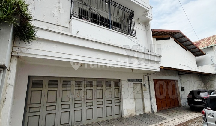 Dijual Cepat Rumah + Gudang Tingkat 2 Lantai Daerah Gabahan, Semarang Tengah 1