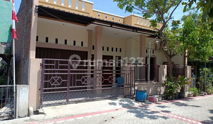 Dijual Rumah Tingkat 2 Lantai Siap Pakai Daerah Gayamsari Pedurungan, Semarang 1