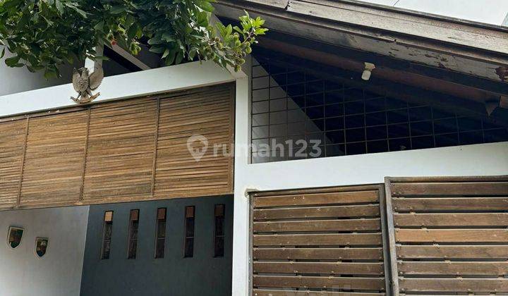 Dijual Rumah Pinggir Jalan Raya Siap Pakai Daerah Gajah Mungkur, Semarang 2