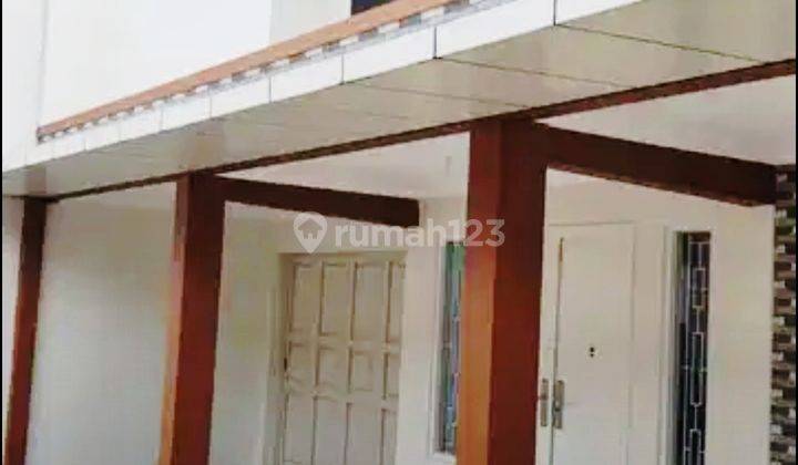 Dijual Rumah Tingkat 2 Lantai Siap Pakai Daerah Pedurungan, Semarang 2